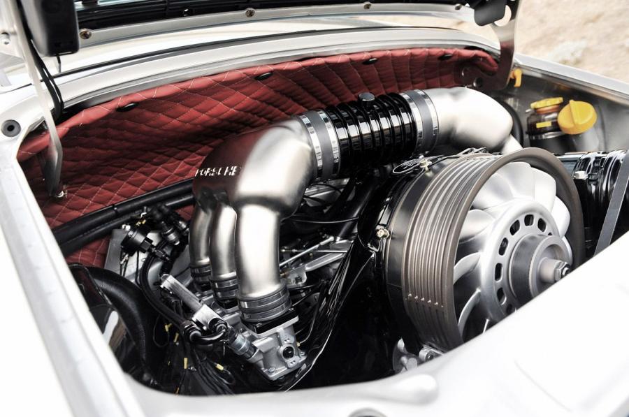  Porsche 911 Restored by Singer 1991 года  (фото 30 из 58)